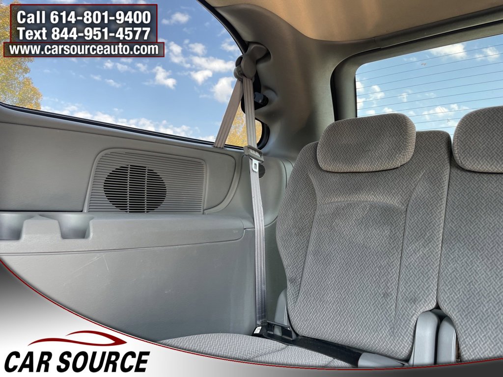 Used 2005 Dodge Grand Caravan SXT image 18