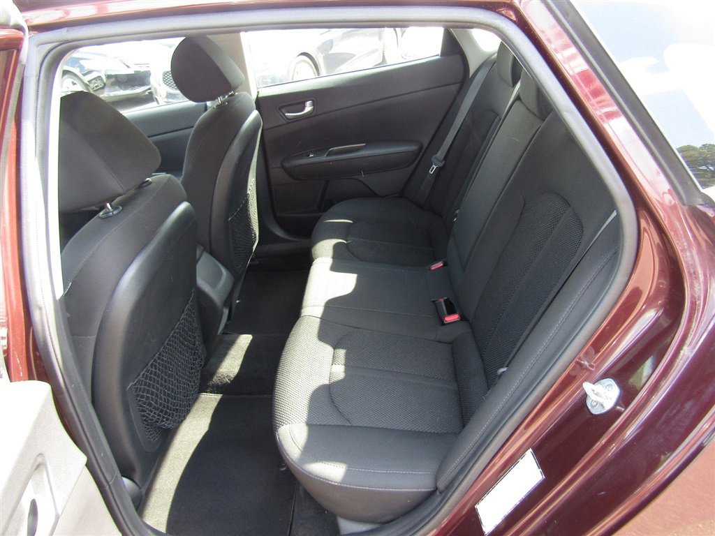 Used 2019 Kia Optima LX FWD image 17