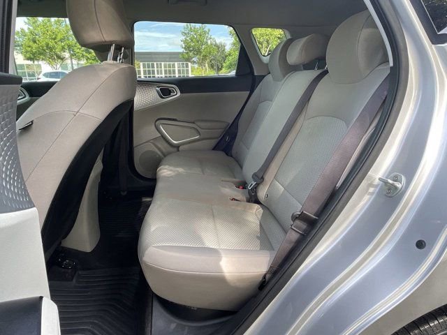 Used 2020 Kia Soul LX FWD image 15