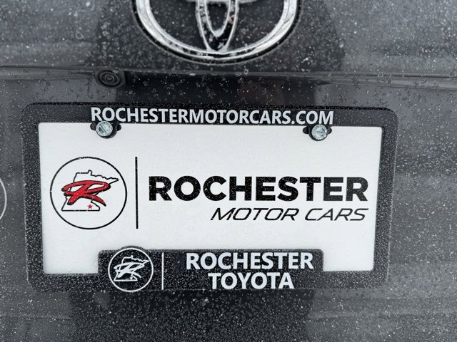 Used 2025 Toyota RAV4 XLE image 43