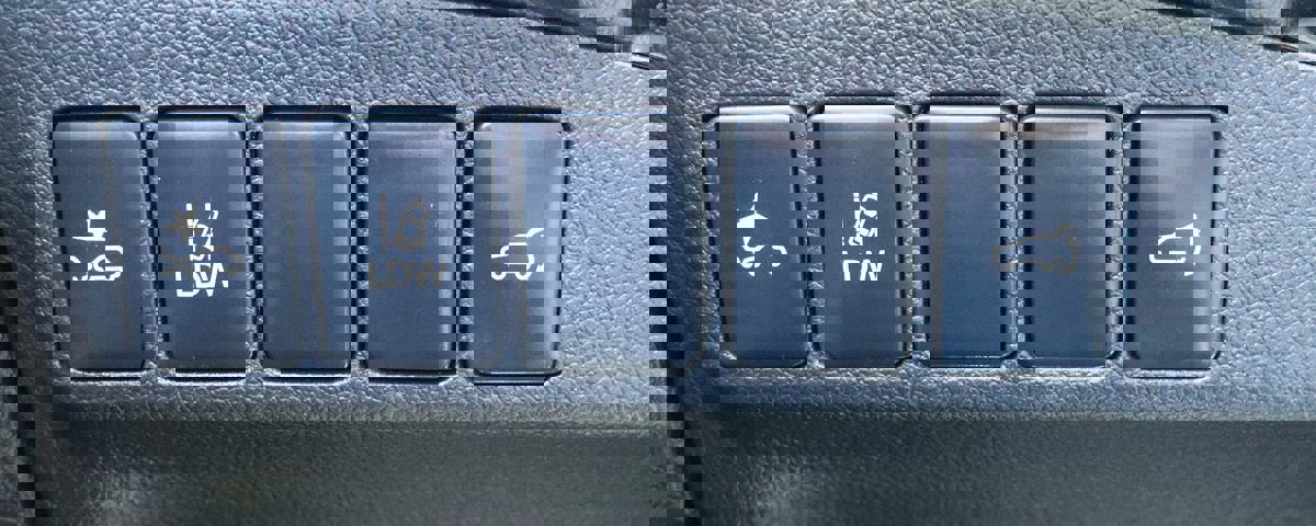 Used 2020 Mitsubishi Outlander SE image 45