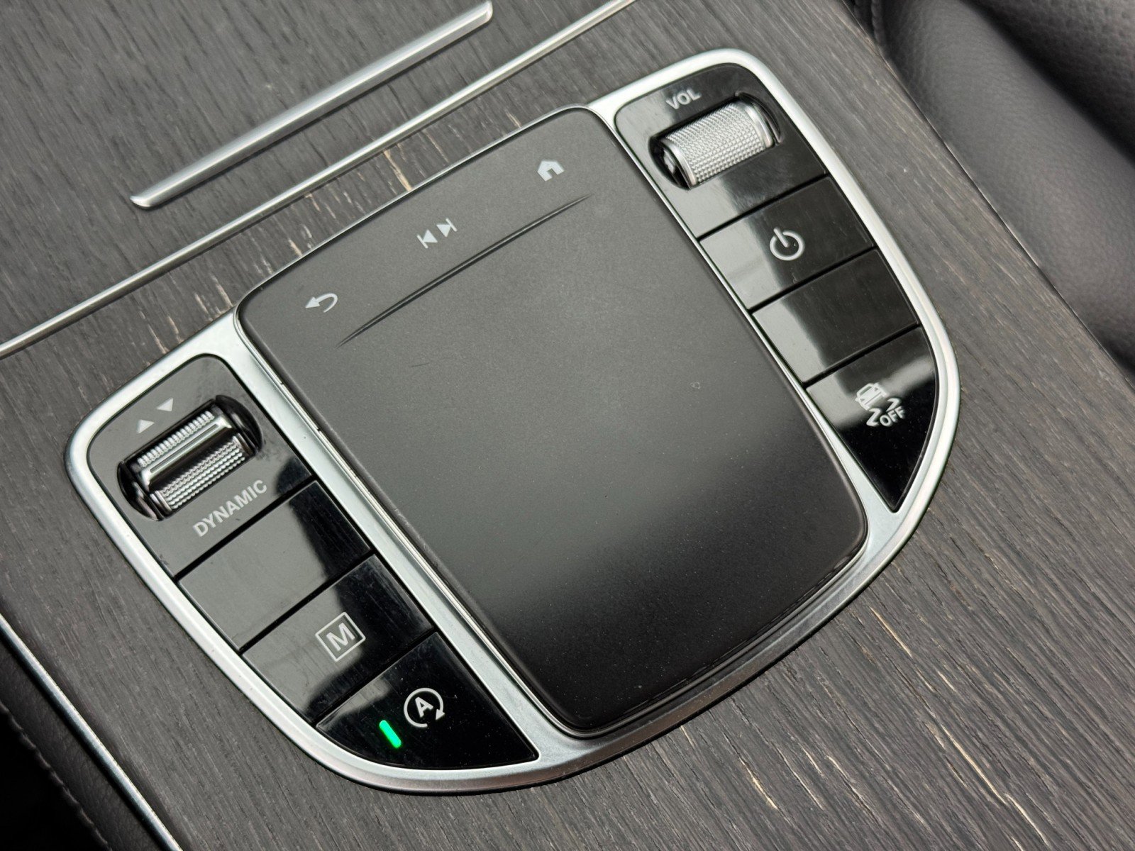 Used 2020 Mercedes-Benz GLC 300 image 31