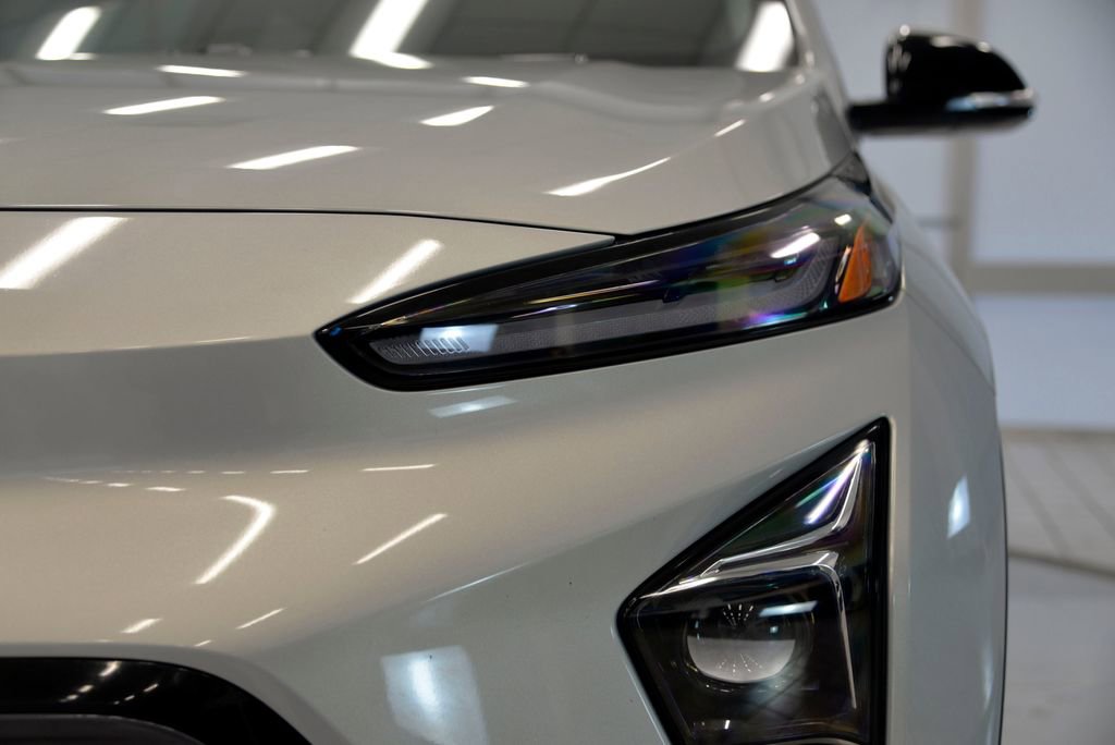 Used 2023 Chevrolet Bolt EUV LT w/ Driver Confidence Package image 11