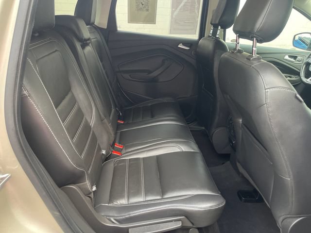 Used 2018 Ford Escape Titanium AWD/4WD image 32