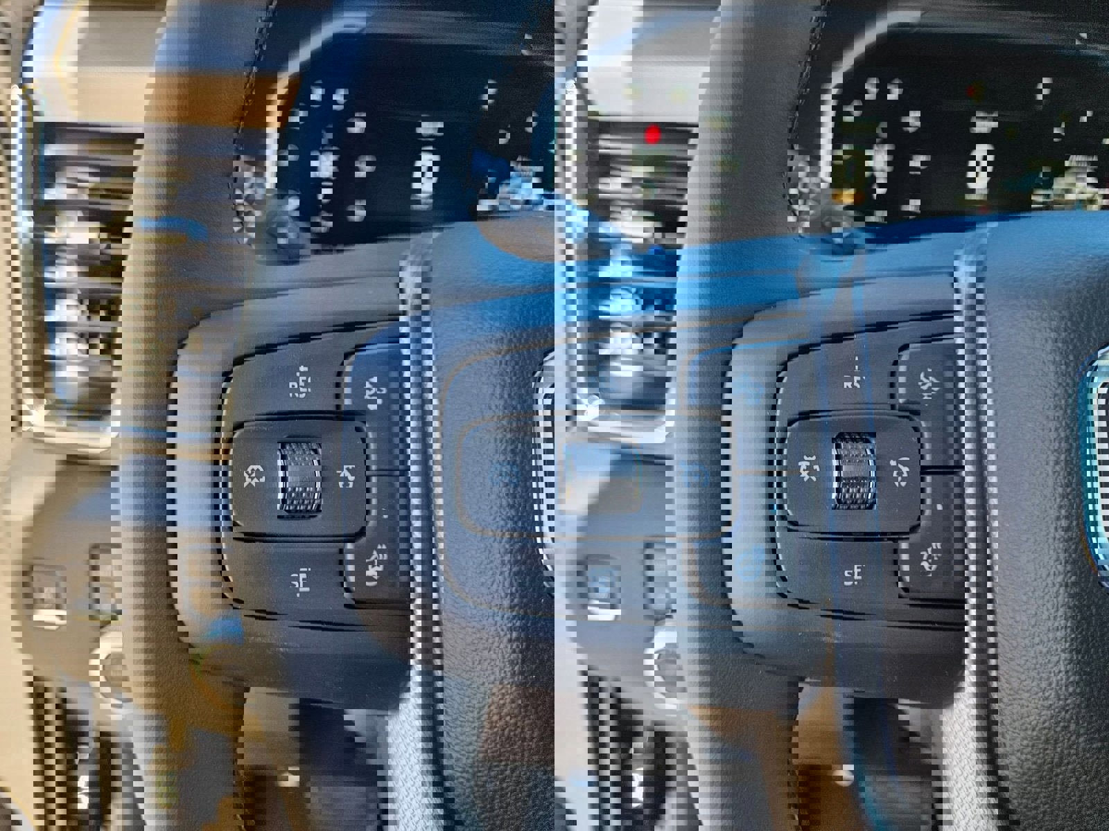 New 2026 GMC Sierra 2500 Denali w/ Denali Reserve Package image 12