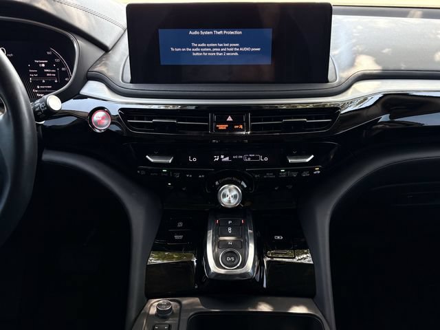 Certified 2025 Acura MDX FWD w/ Technology Package image 17