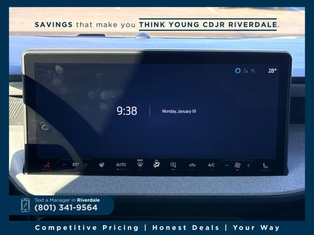 Used 2025 Ford Maverick XLT w/ XLT Luxury Package image 14