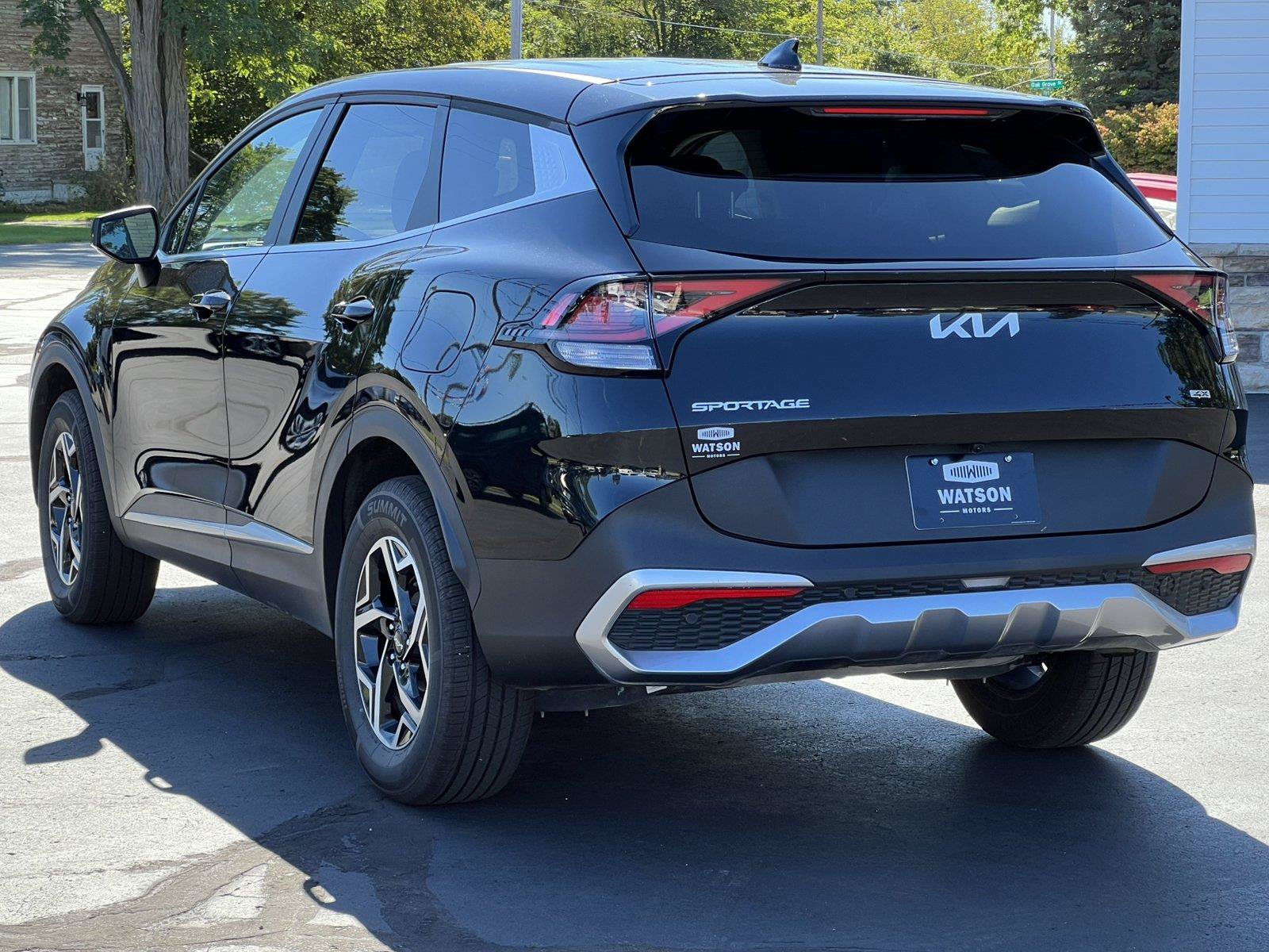 Used 2023 Kia Sportage LX AWD/4WD image 8