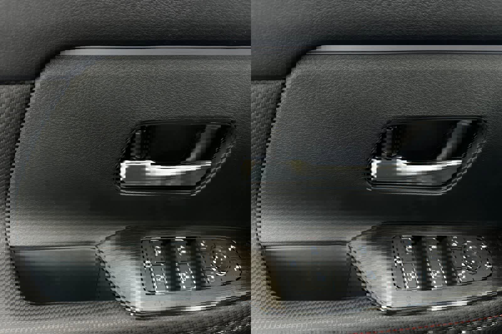 New 2026 Nissan Kicks SR AWD/4WD image 13