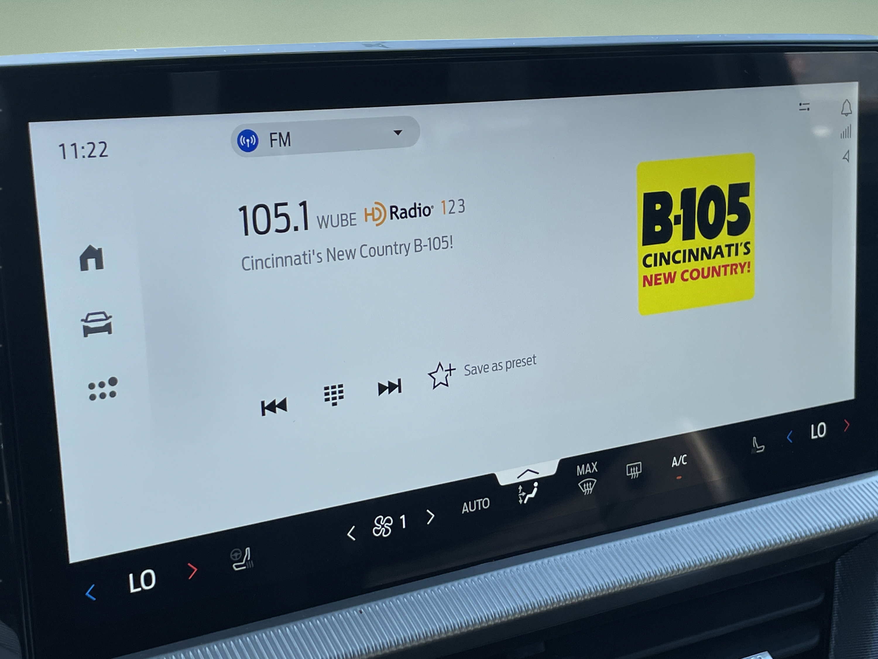 Used 2025 Ford Explorer ST-Line w/ ST-Line Street Pack AWD/4WD image 18