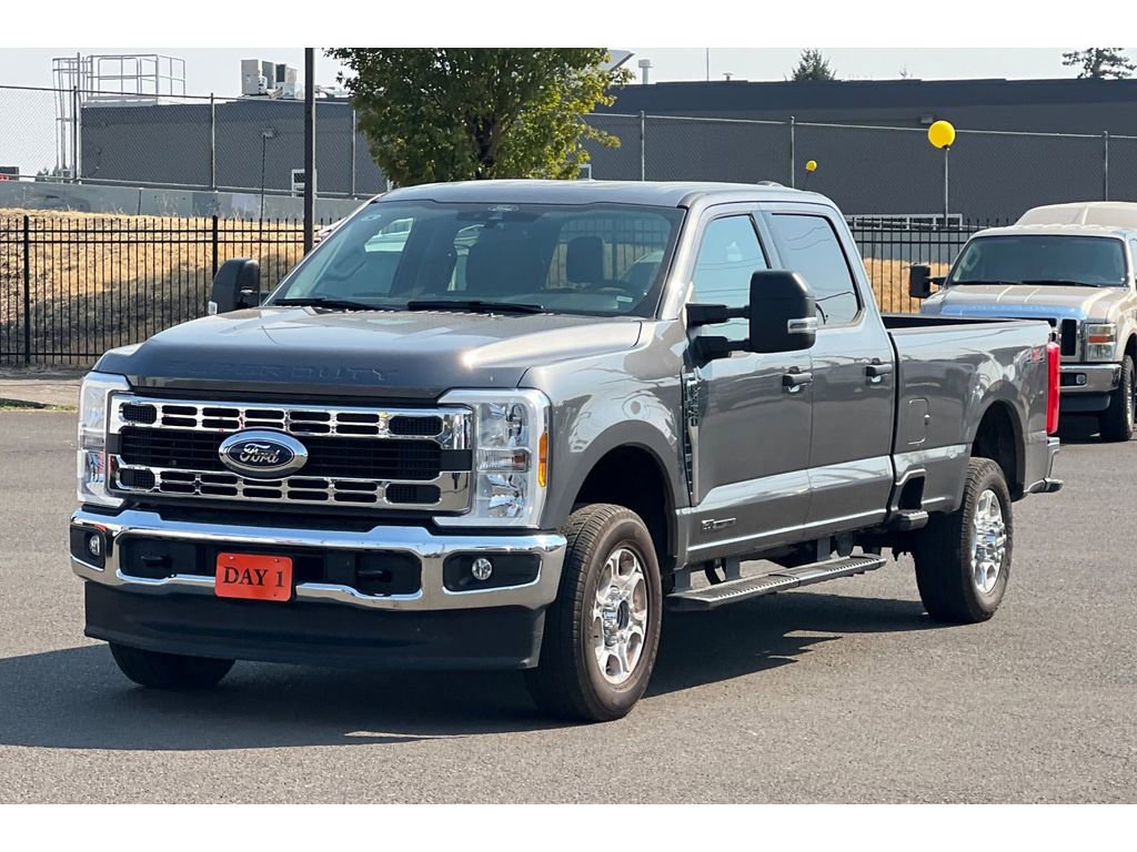Used 2025 Ford F350 XLT image 10