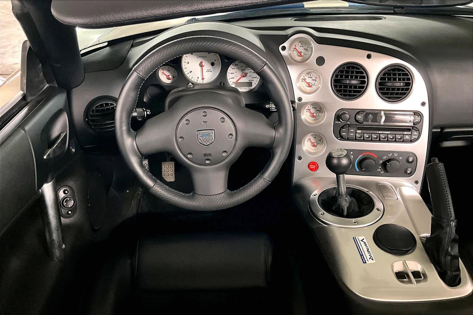 Used 2005 Dodge Viper SRT-10 image 5