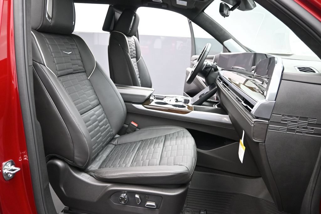 New 2026 Cadillac Escalade Platinum Sport w/ LPO, ONYX Package AWD/4WD image 24