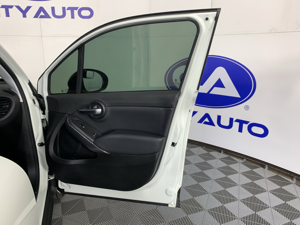 Used 2022 FIAT 500X Trekking w/ Comfort Group image 39