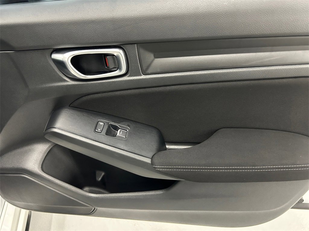 Used 2023 Honda Civic Sport image 19