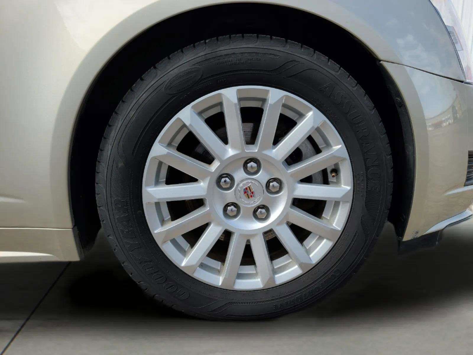 Used 2013 Cadillac CTS Luxury image 20