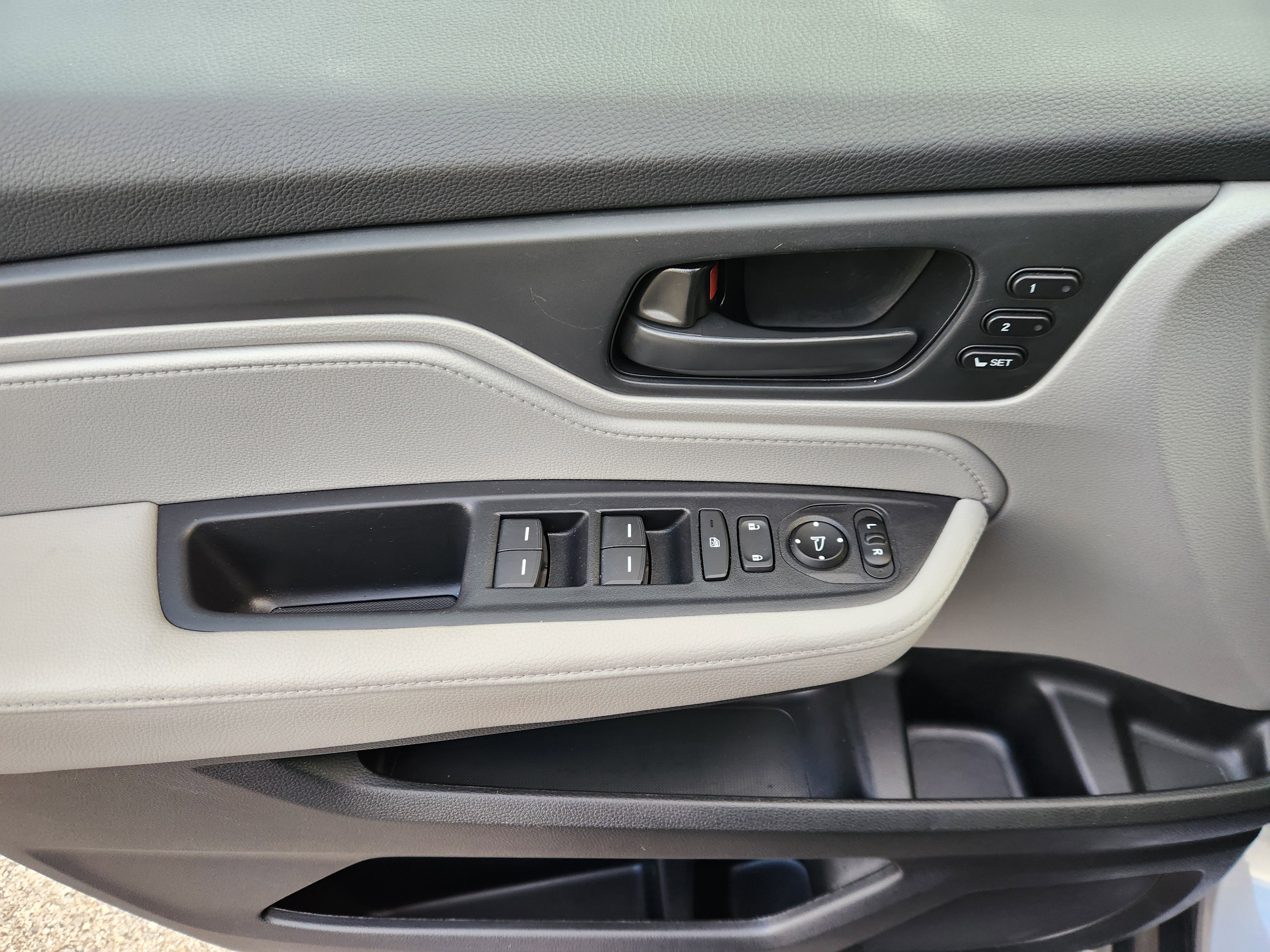 Used 2022 Honda Odyssey EX-L image 18