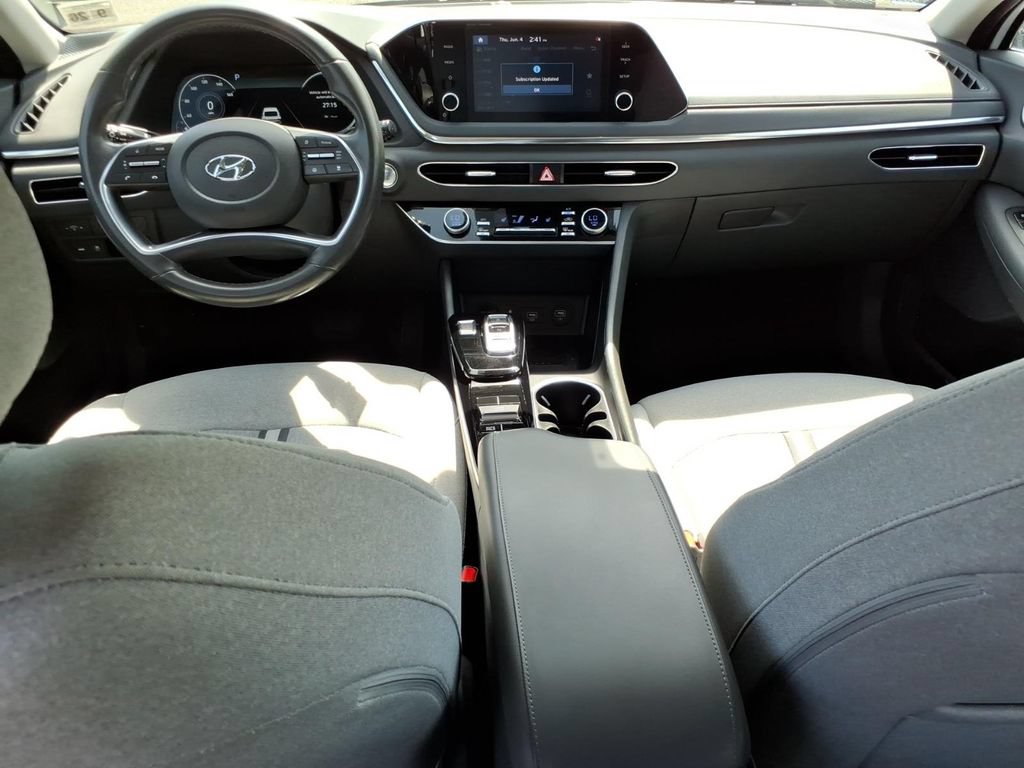 Used 2021 Hyundai Sonata SEL w/ Convenience Package FWD image 11