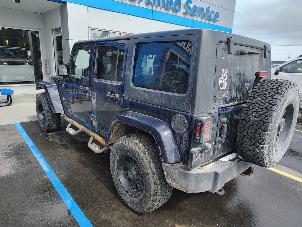 Used 2013 Jeep Wrangler Unlimited Sport image 3