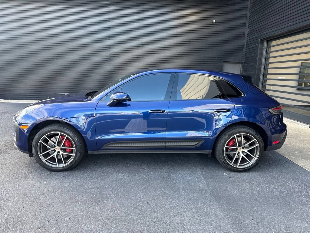 Certified 2025 Porsche Macan S AWD/4WD video 2