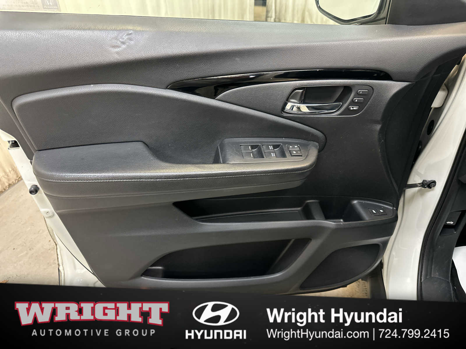 Used 2018 Honda Pilot Touring image 9