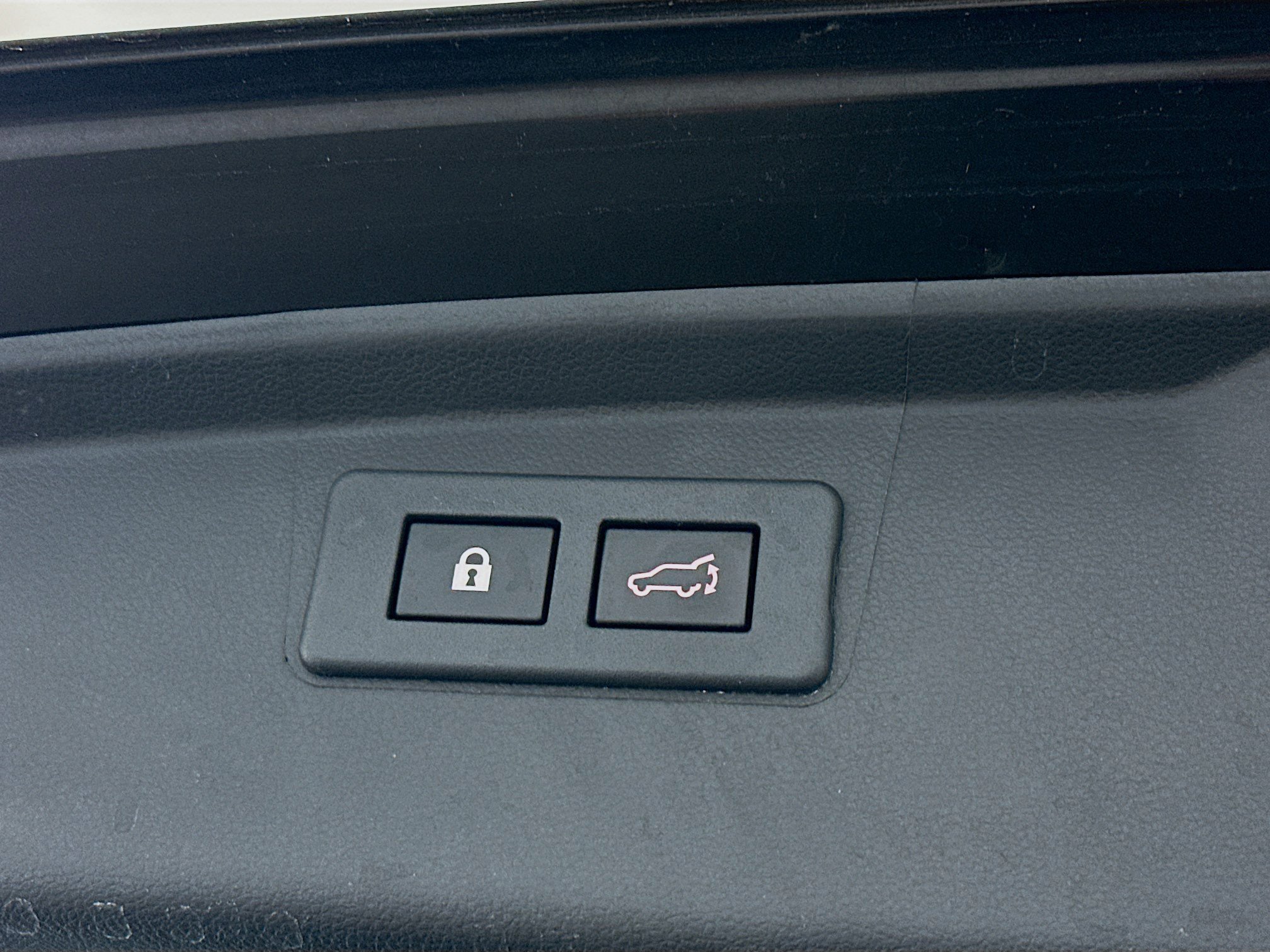Used 2023 Subaru Outback Touring XT AWD/4WD image 32