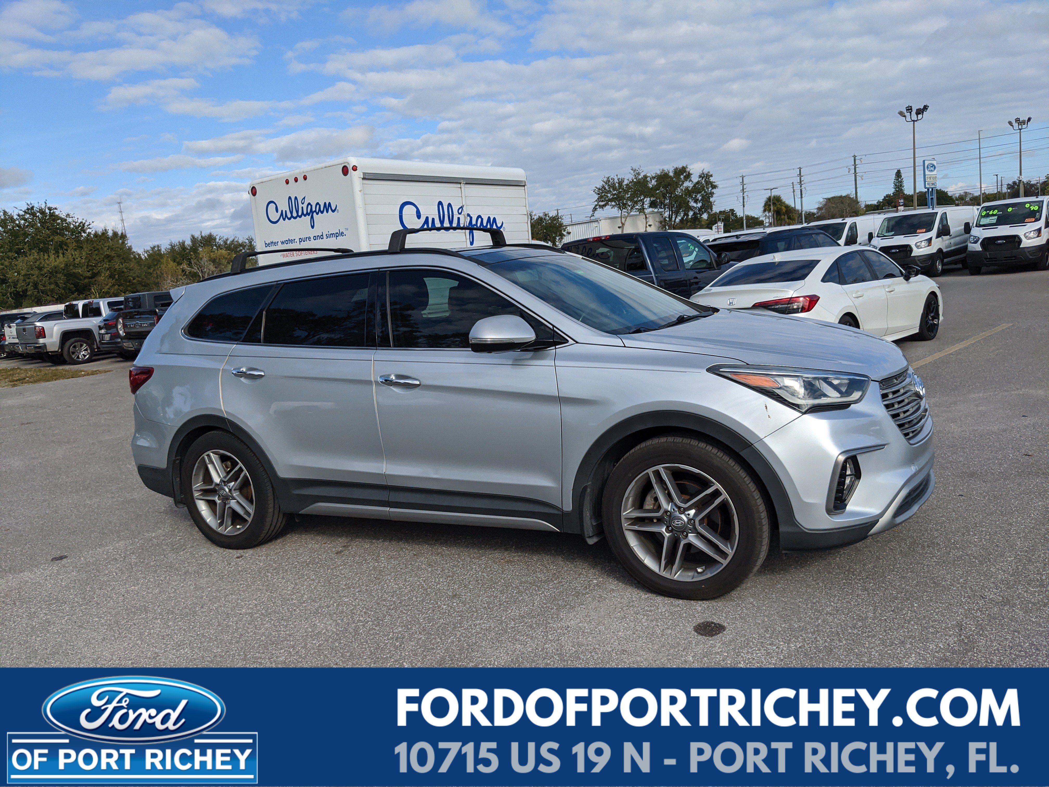 Used 2017 Hyundai Santa Fe Limited image 1
