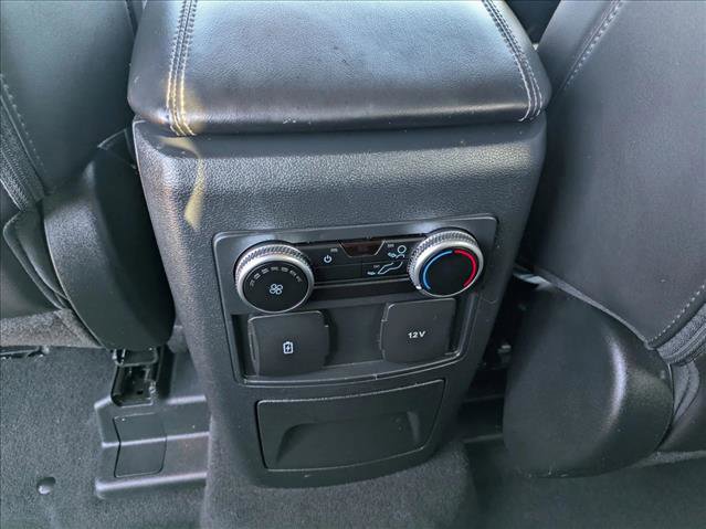 Used 2023 Ford Explorer XLT w/ Equipment Group 202A AWD/4WD image 18