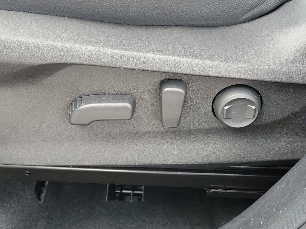 Used 2023 Subaru Forester Sport image 21