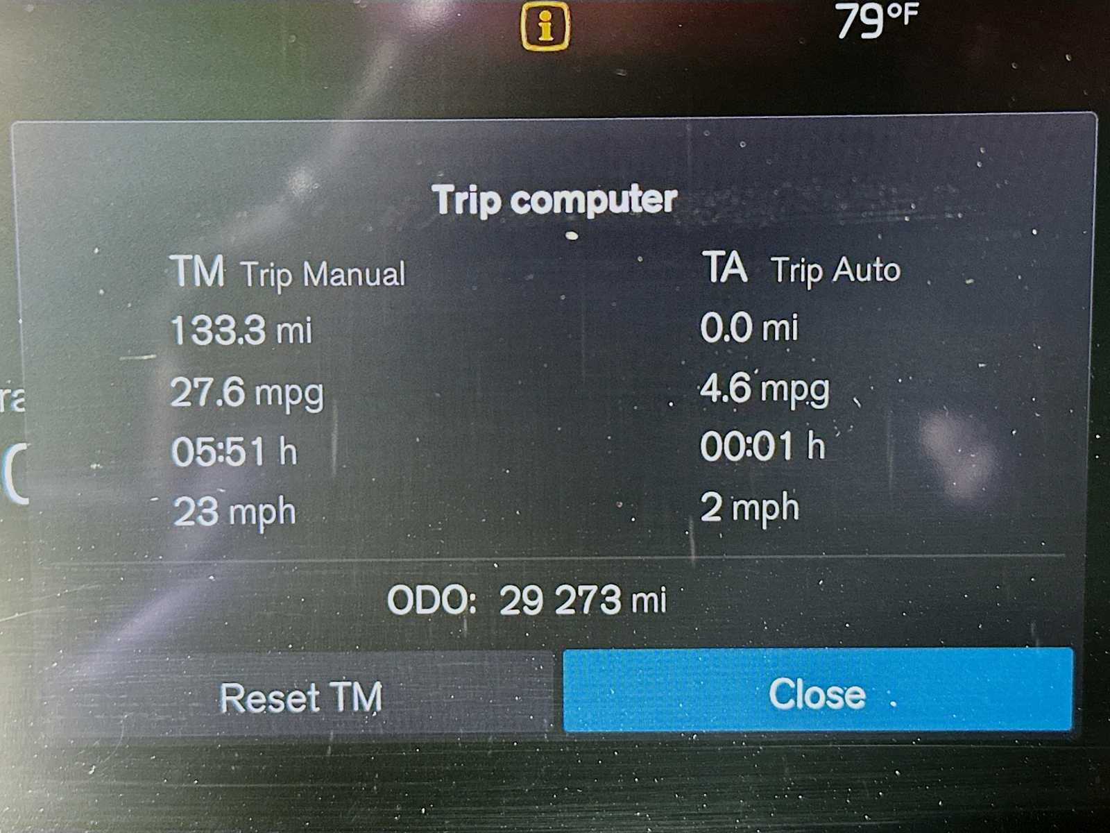 Used 2023 Volvo XC40 B4 Core w/ Convenience Package image 12