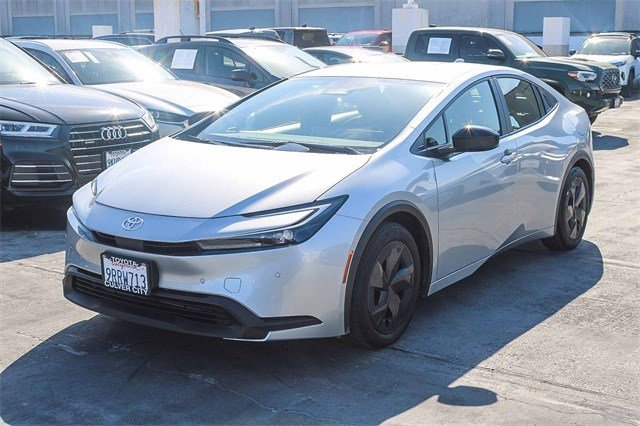 Certified 2024 Toyota Prius LE image 3