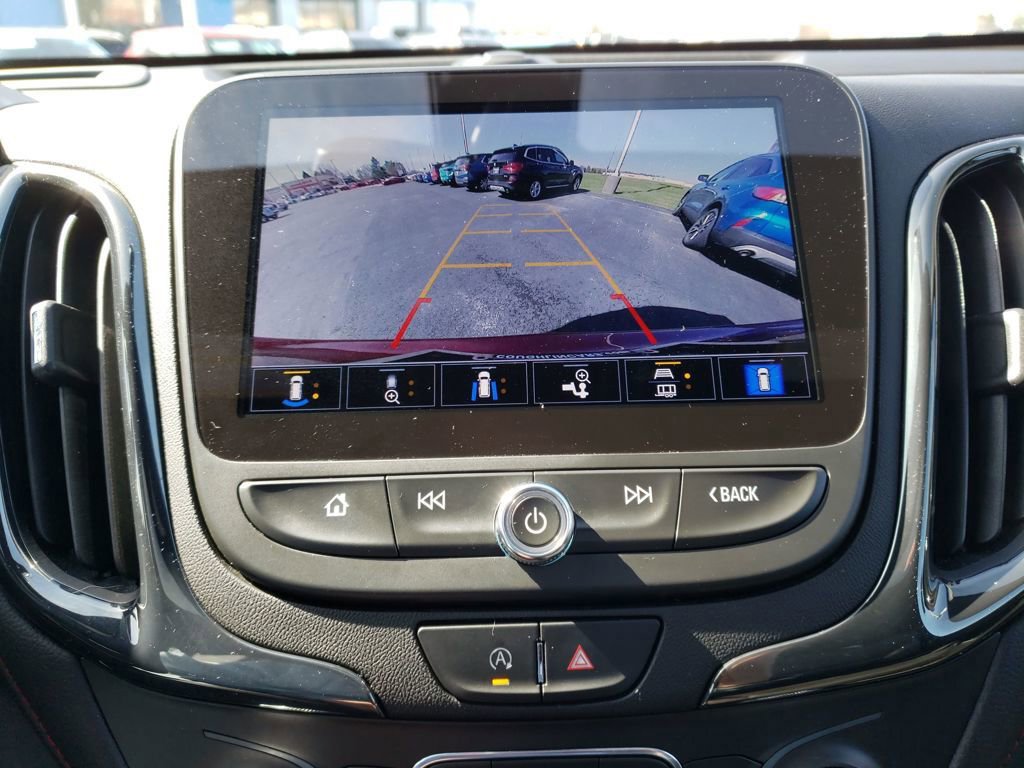 Used 2022 Chevrolet Equinox RS w/ RS Leather Package image 21