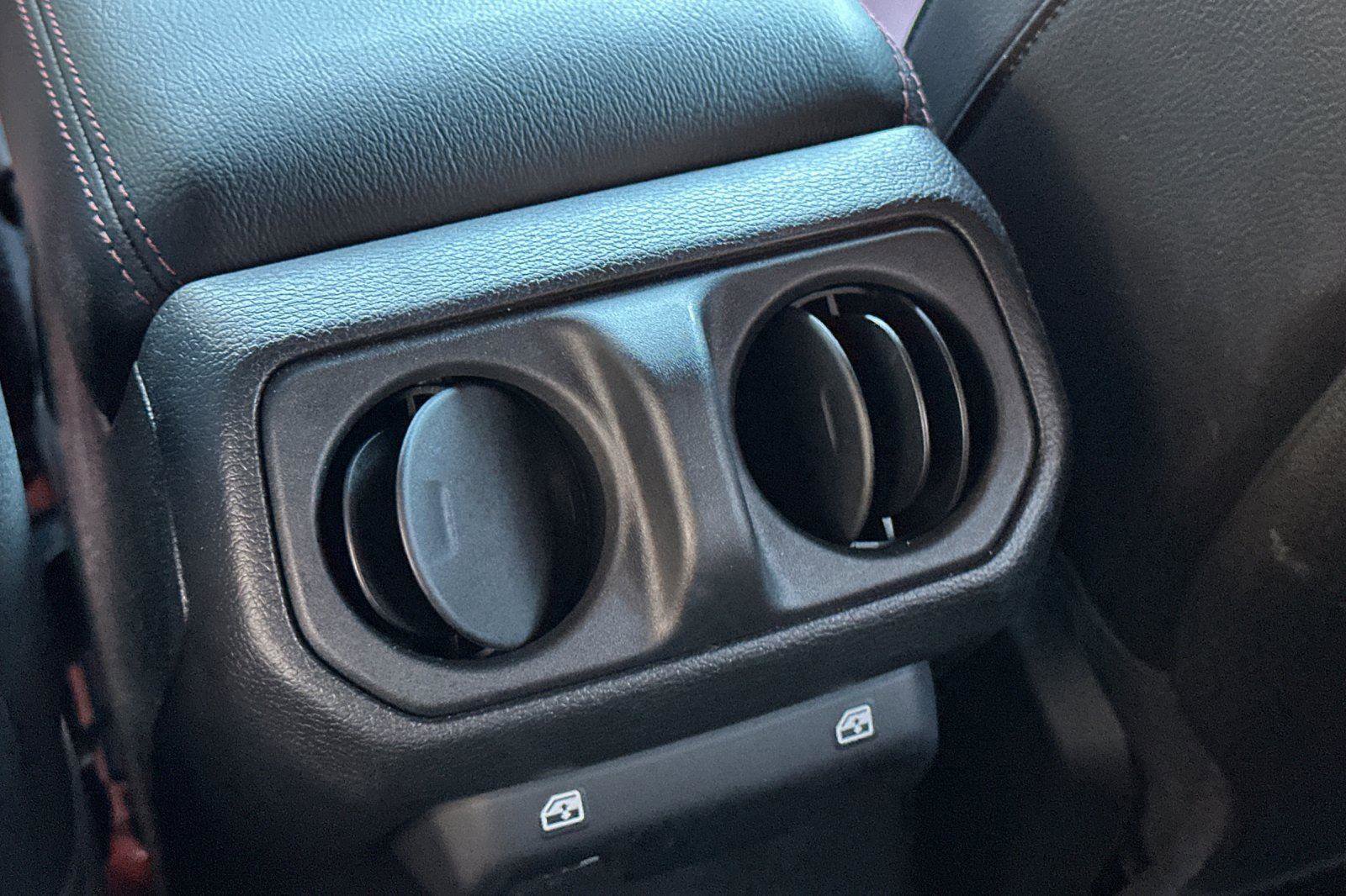 Used 2023 Jeep Wrangler Unlimited Rubicon 4xe image 13