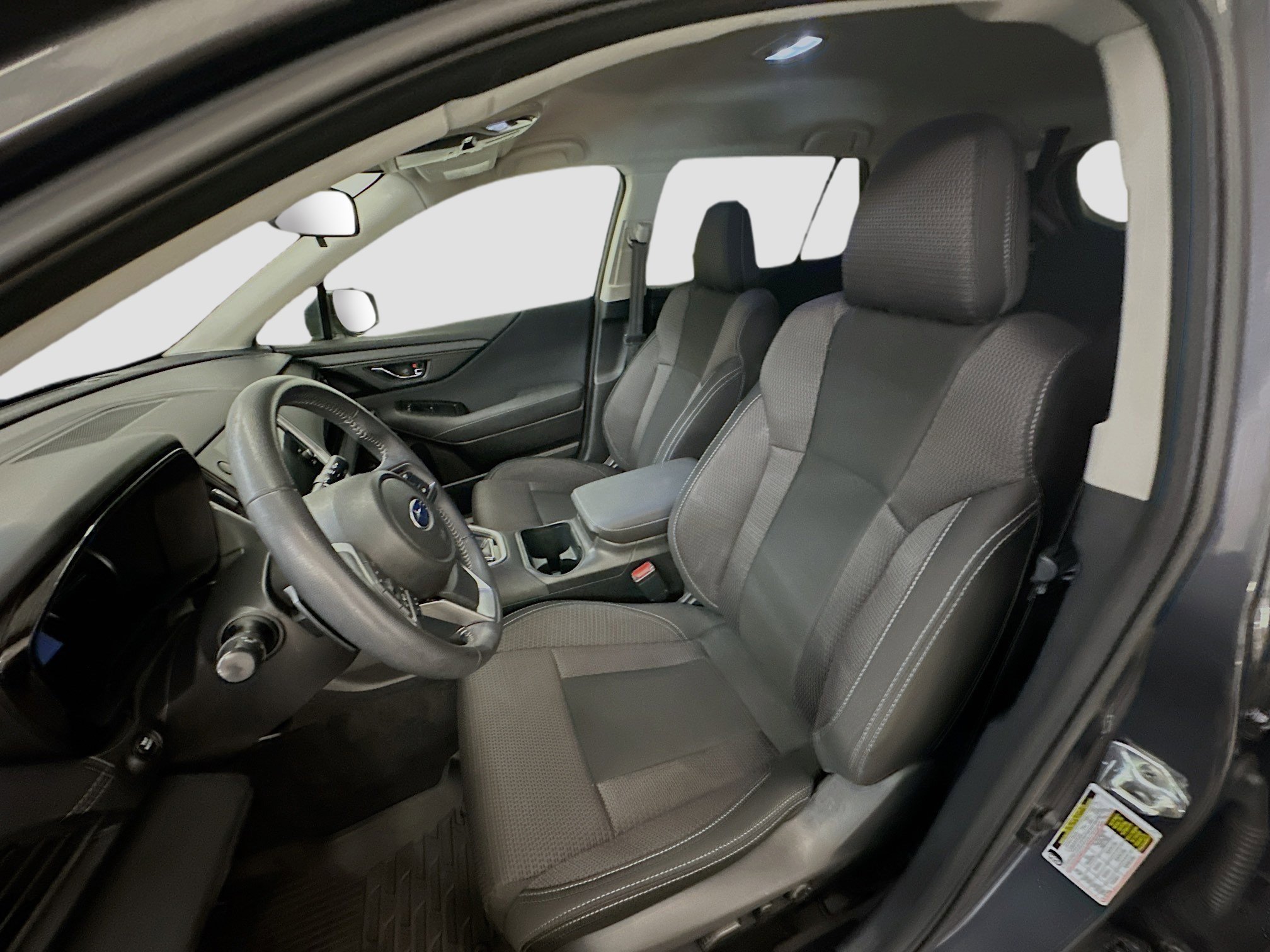 Used 2024 Subaru Outback Premium AWD/4WD image 13