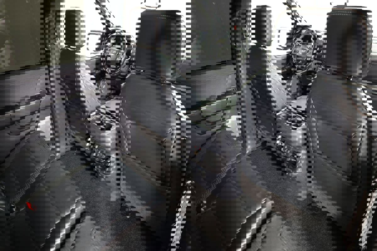 Used 2022 Ford F150 Raptor w/ Equipment Group 801A High AWD/4WD image 42