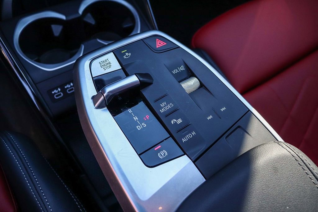 Certified 2024 BMW X1 M35i w/ Premium Package image 18