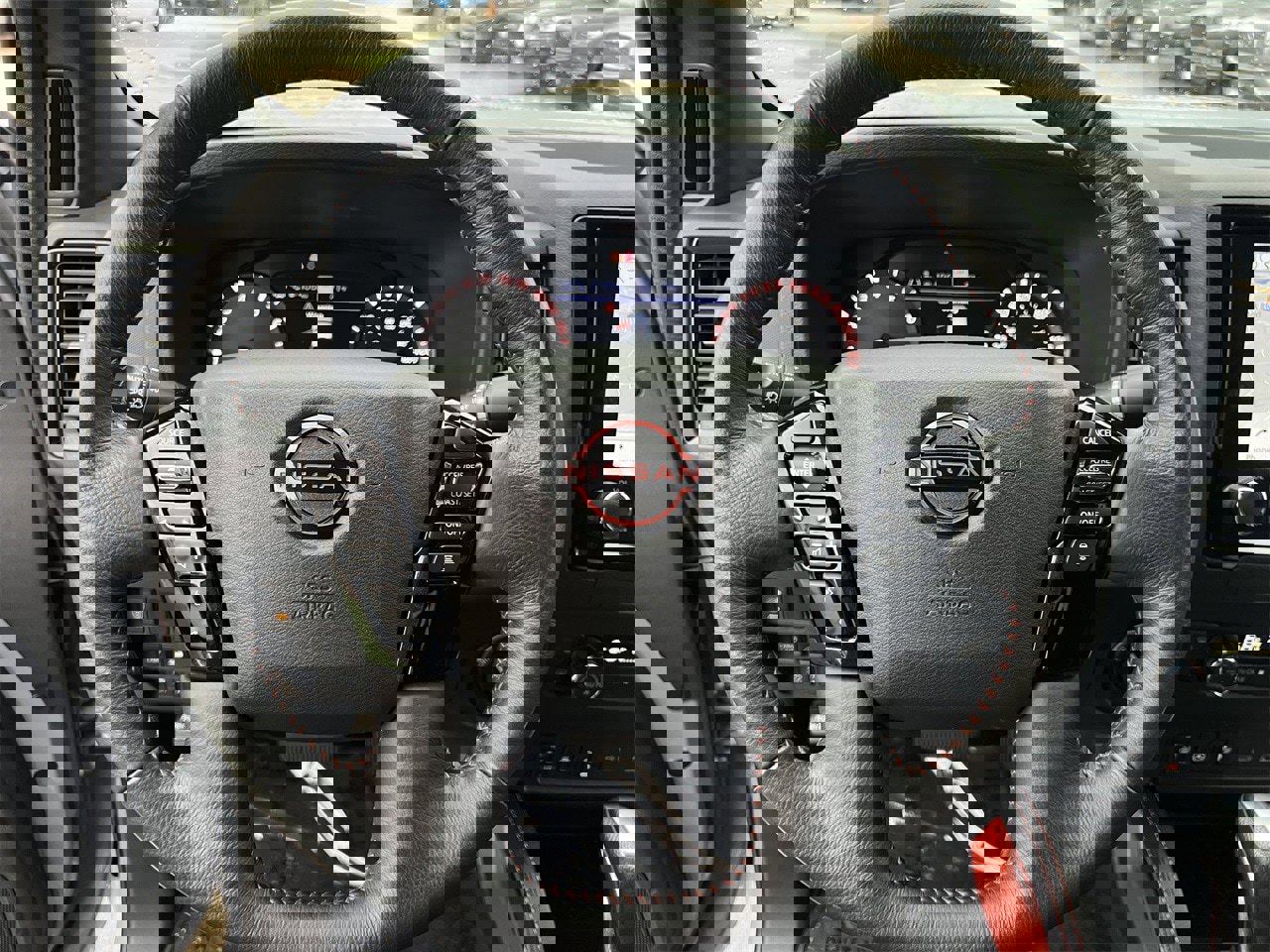 Certified 2023 Nissan Frontier PRO-4X w/ Pro Convenience Package image 11