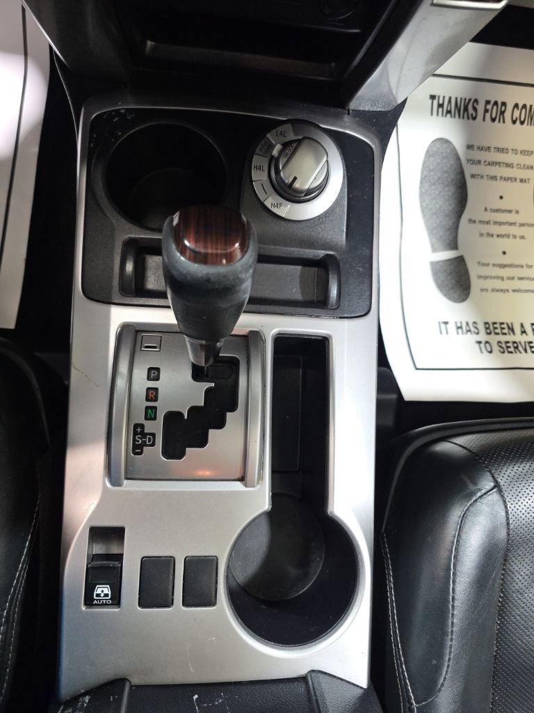 Used 2016 Toyota 4Runner Limited image 32