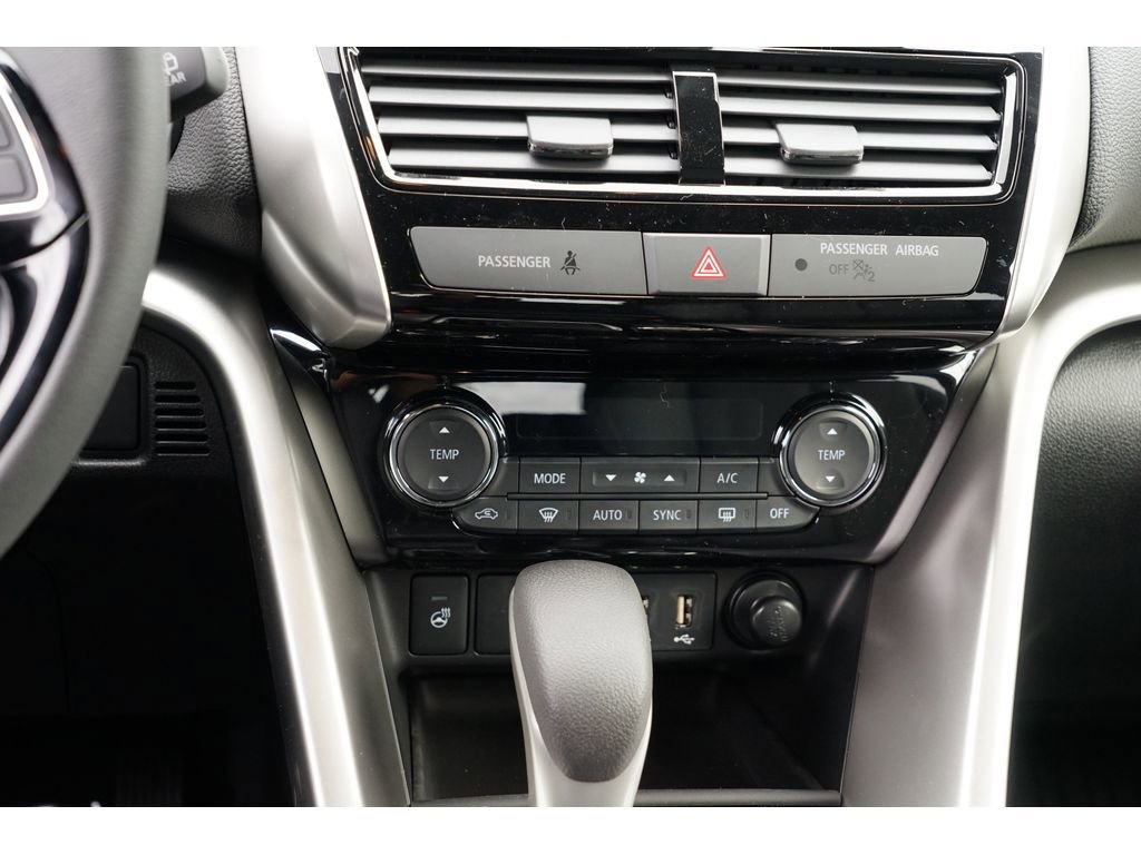 New 2025 Mitsubishi Eclipse Cross SEL image 23