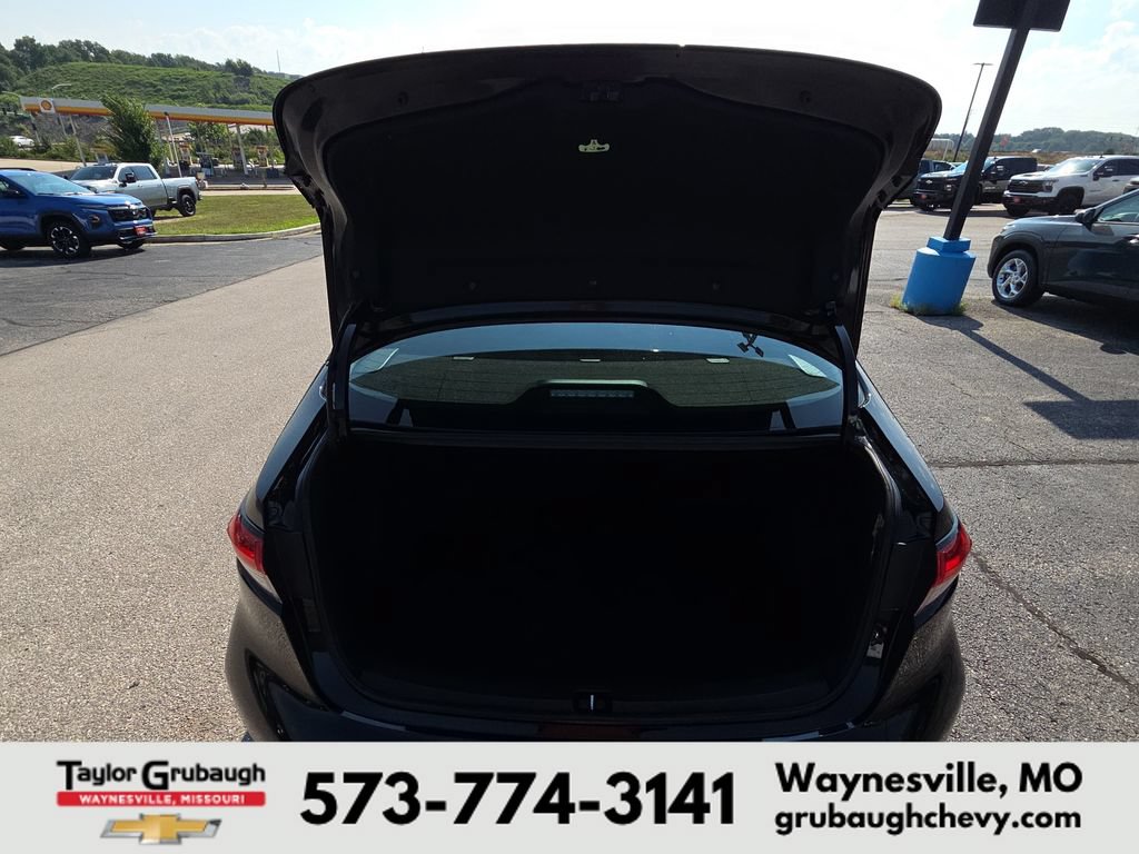 Used 2024 Toyota Corolla LE FWD image 31