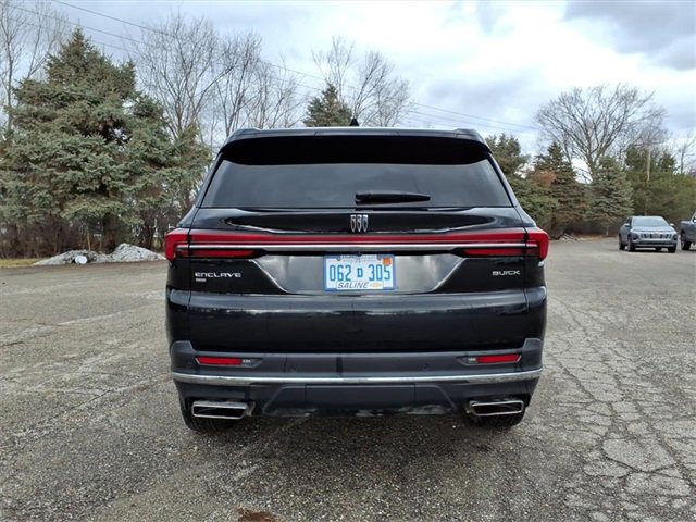 Used 2025 Buick Enclave Preferred image 6