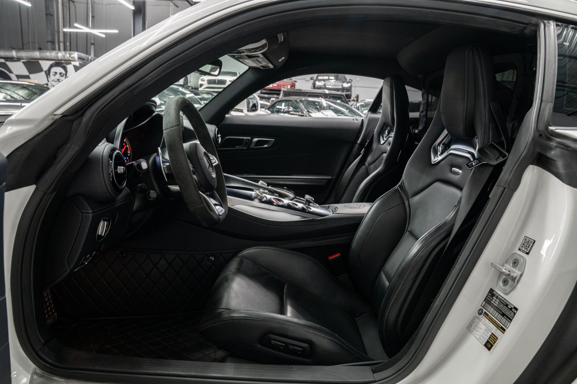 Used 2016 Mercedes-Benz AMG GT S image 31