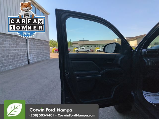 Used 2024 Toyota Tacoma SR5 AWD/4WD image 10