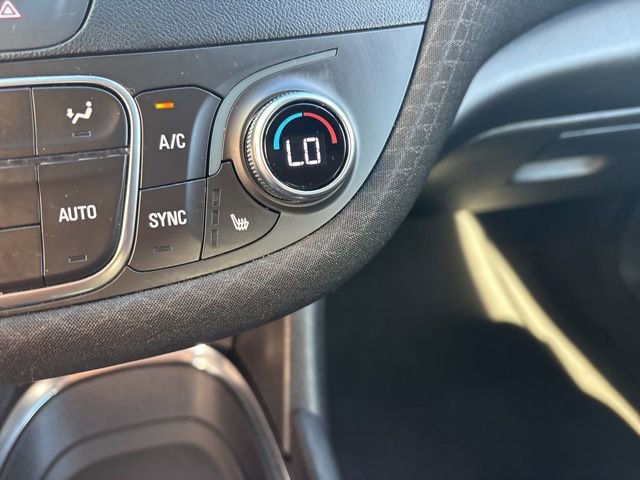 Used 2024 Chevrolet Malibu LT image 24