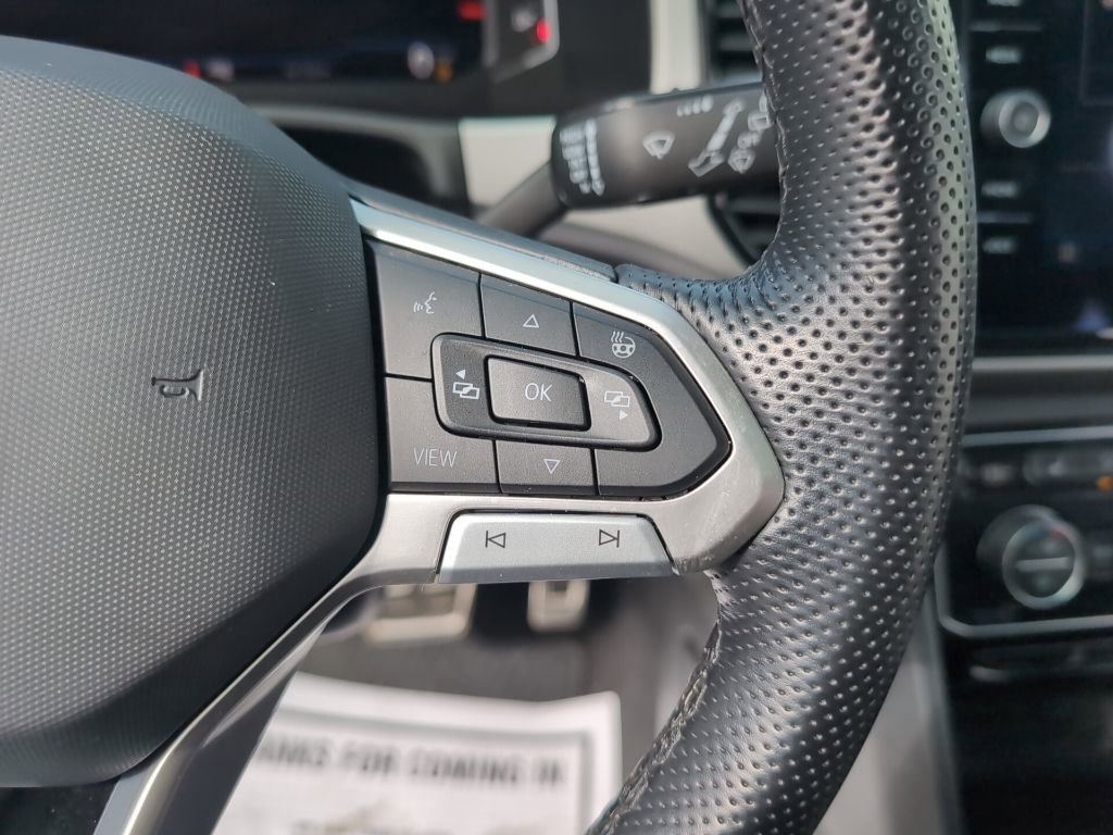 Used 2023 Volkswagen Atlas SEL R-Line image 22