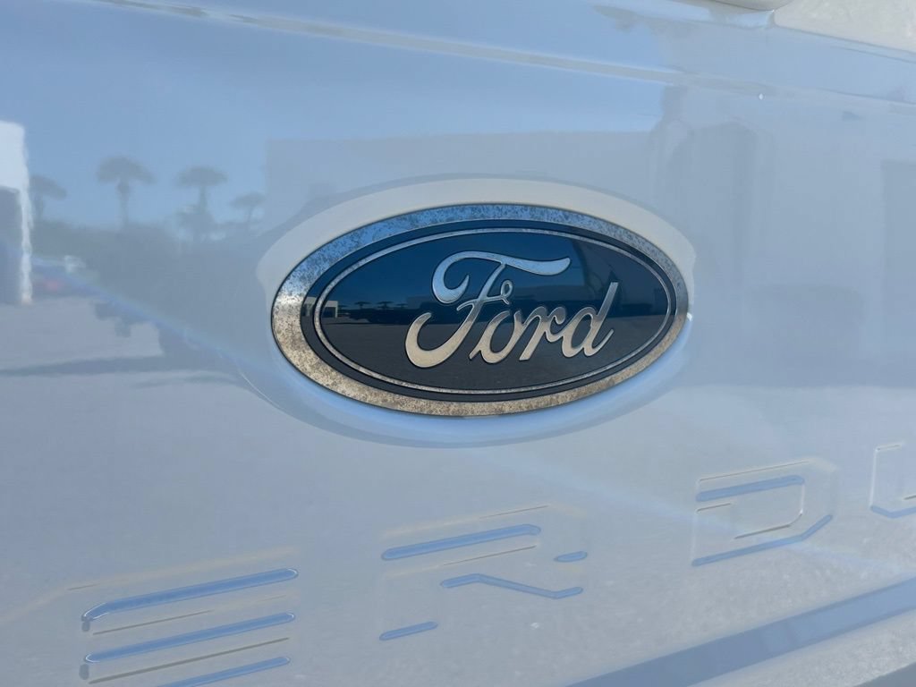 New 2026 Ford F250 Lariat w/ Black Appearance Package AWD/4WD image 27