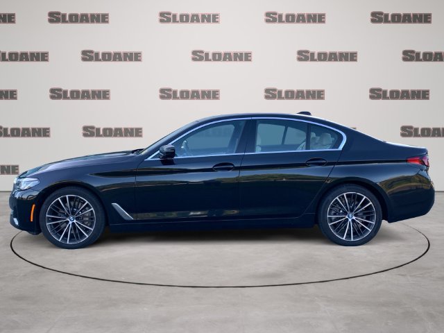Used 2023 BMW 530i xDrive w/ Premium Package AWD/4WD image 2