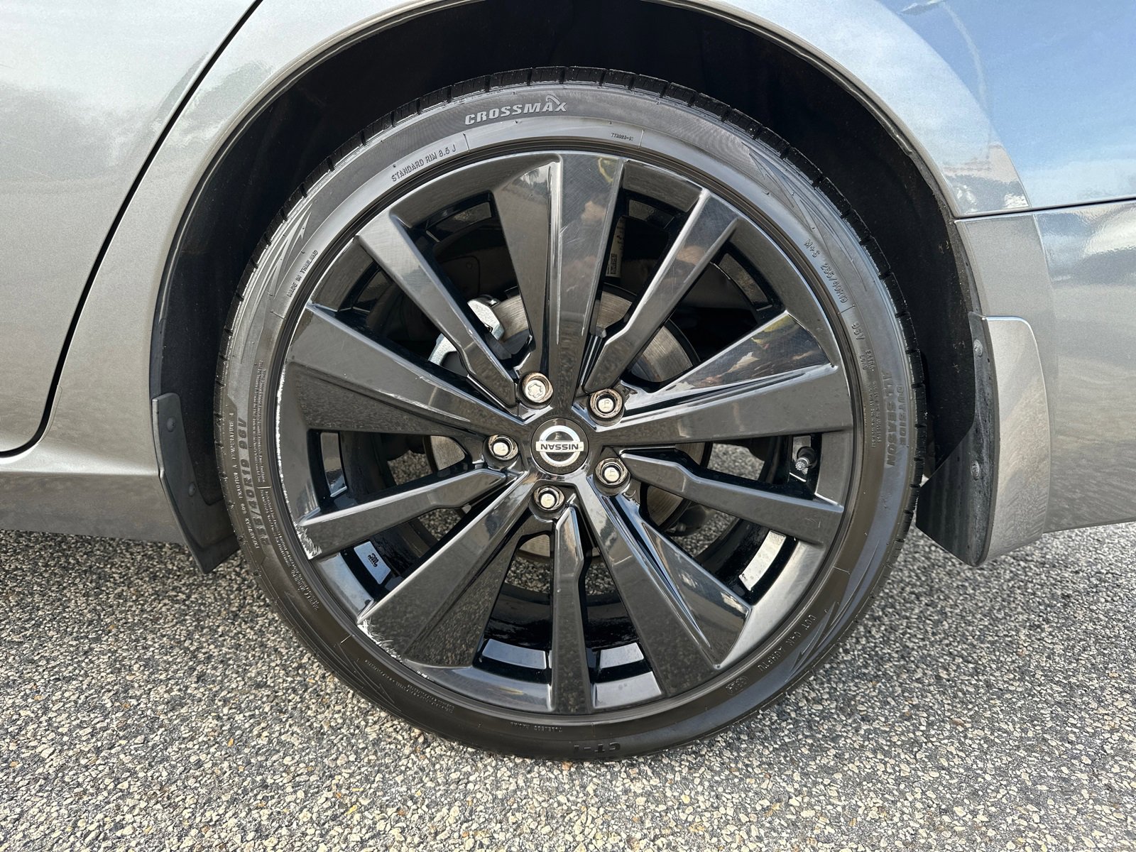 Used 2022 Nissan Altima 2.5 SR w/ Midnight Edition Package image 19