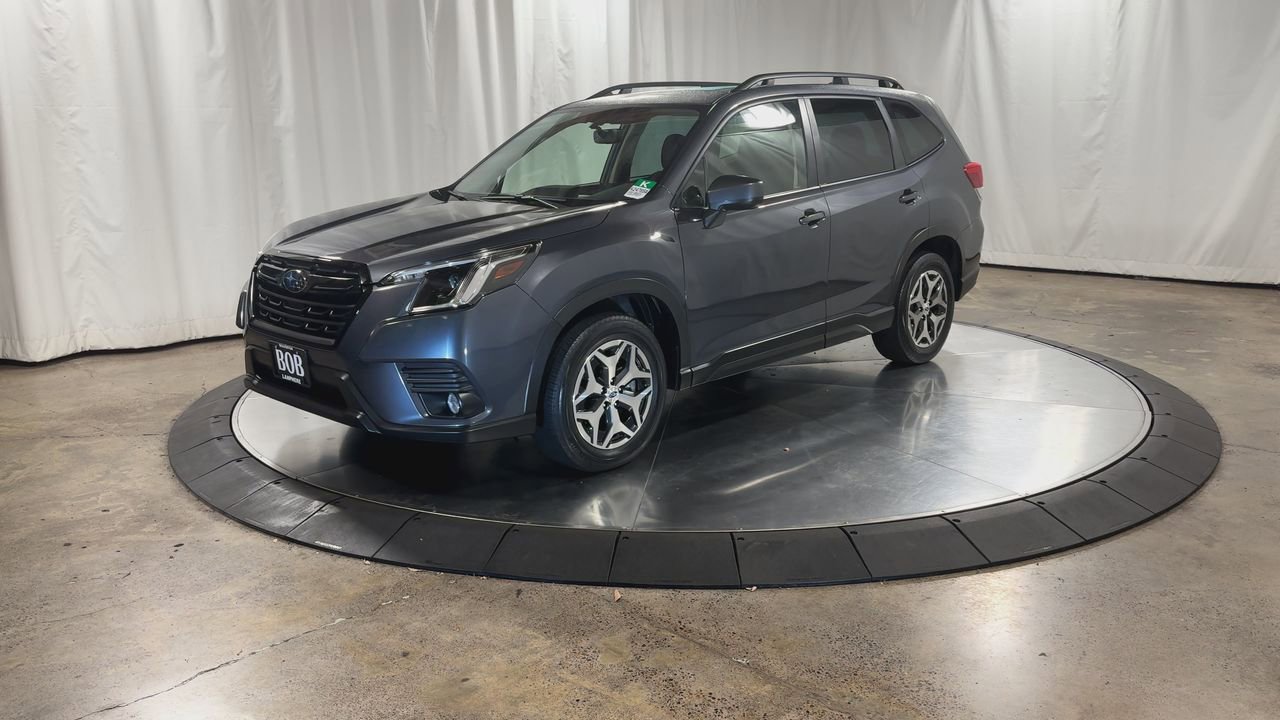Used 2023 Subaru Forester Premium image 6