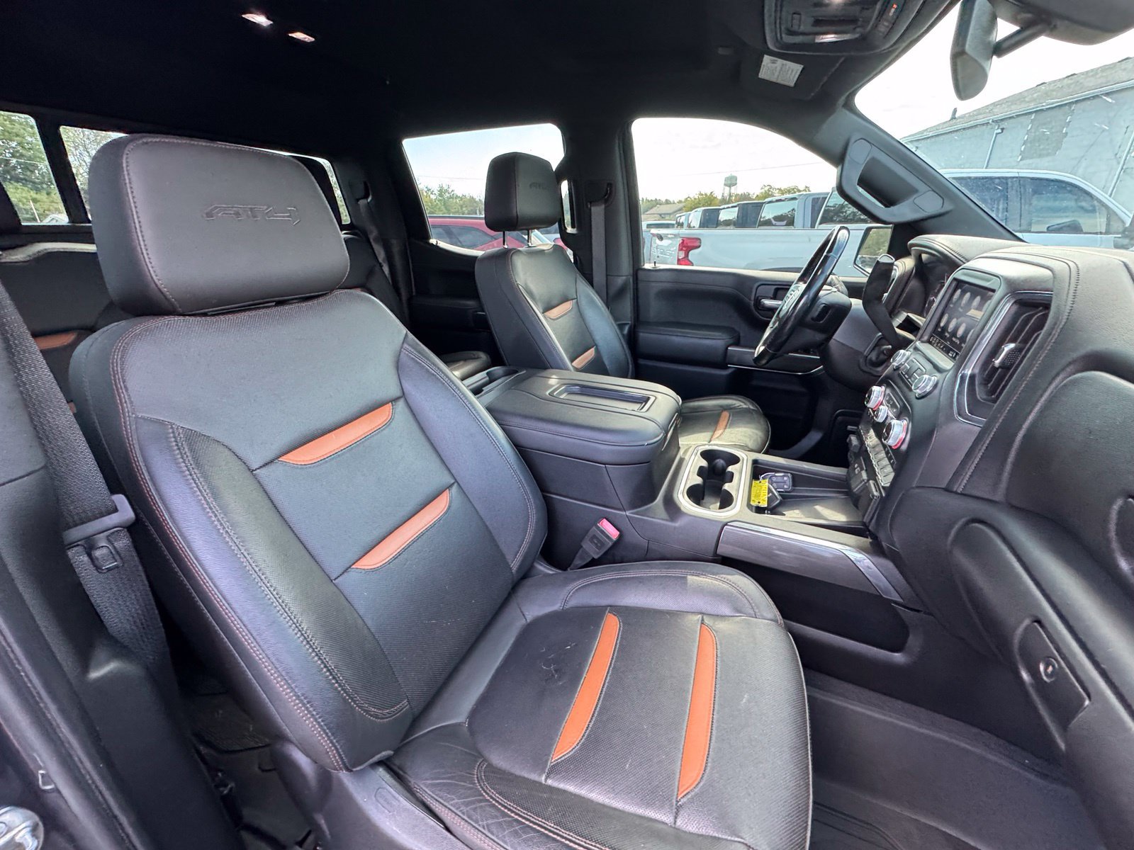 Used 2019 GMC Sierra 1500 AT4 w/ AT4 Premium Package AWD/4WD image 34